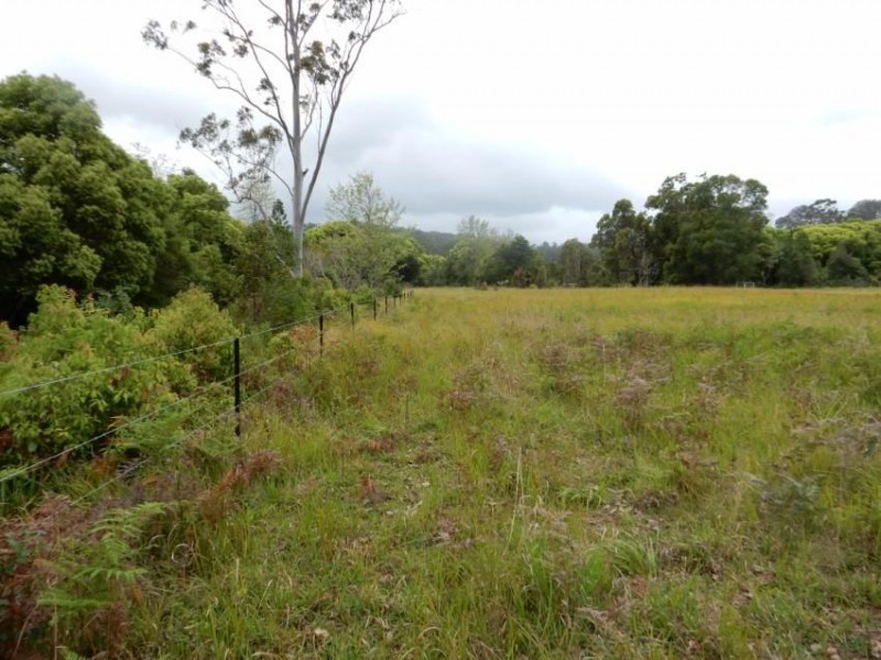 242 Gardner Road, North Deep Creek QLD 4570