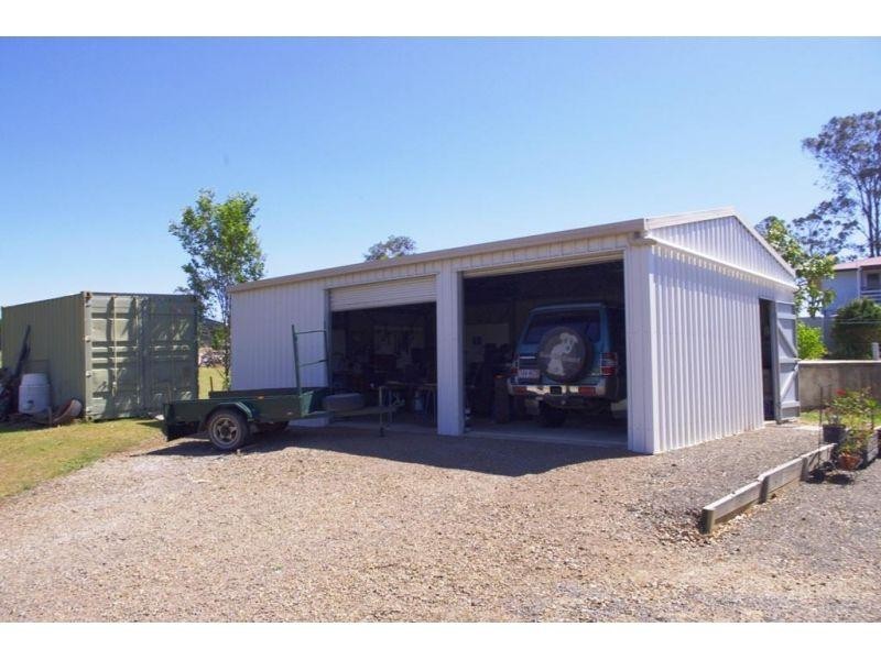 4 Allan Place, Curra QLD 4570