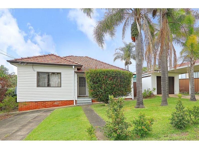 6 Robina Street, Blacktown NSW 2148