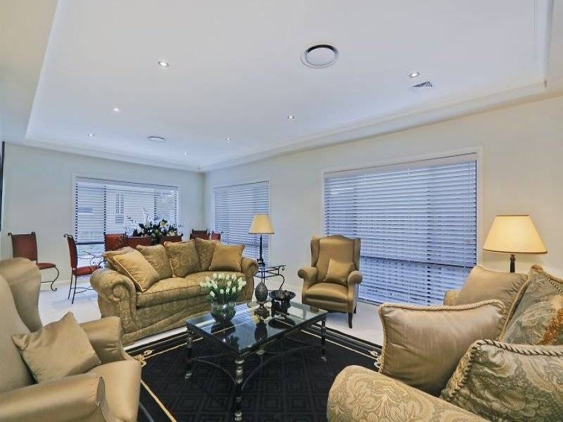 128 Gooraway Drive, Castle Hill NSW 2154