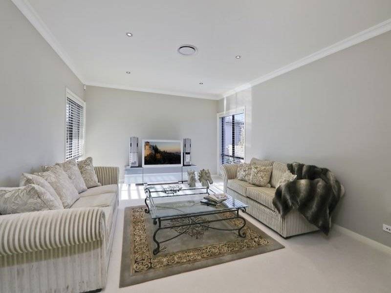 128 Gooraway Drive, Castle Hill NSW 2154