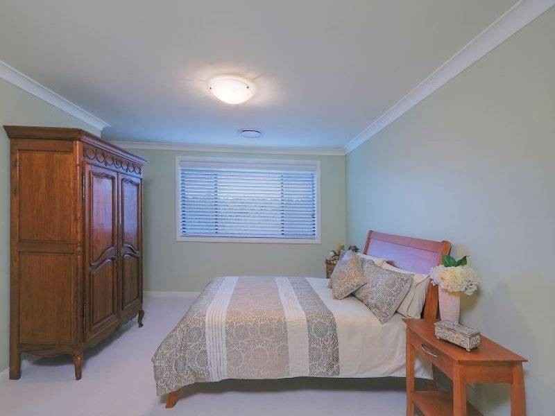 128 Gooraway Drive, Castle Hill NSW 2154