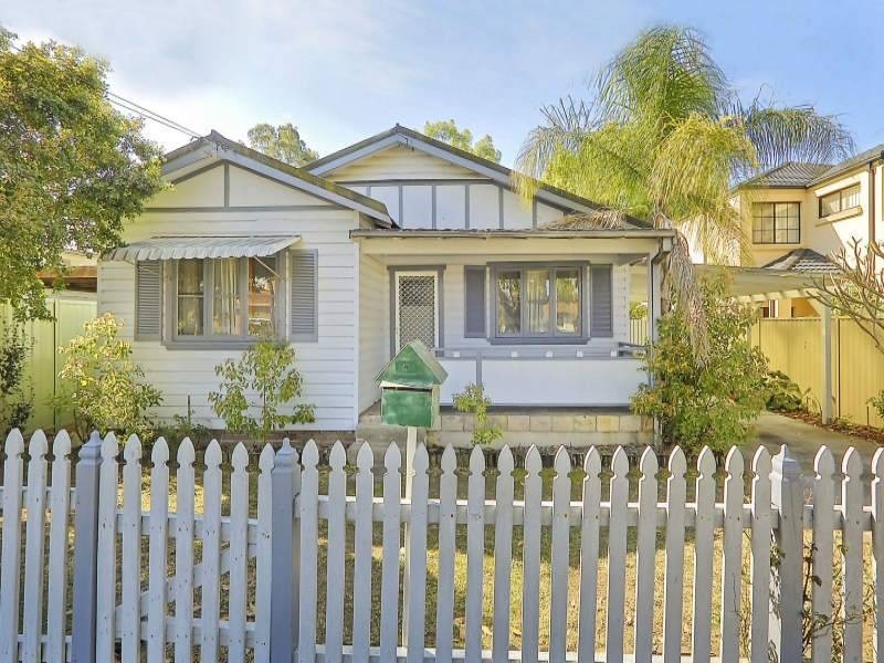 13 Oatlands Street, Wentworthville NSW 2145