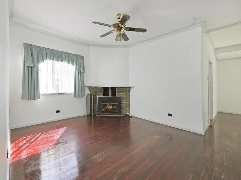 13 Oatlands Street, Wentworthville NSW 2145