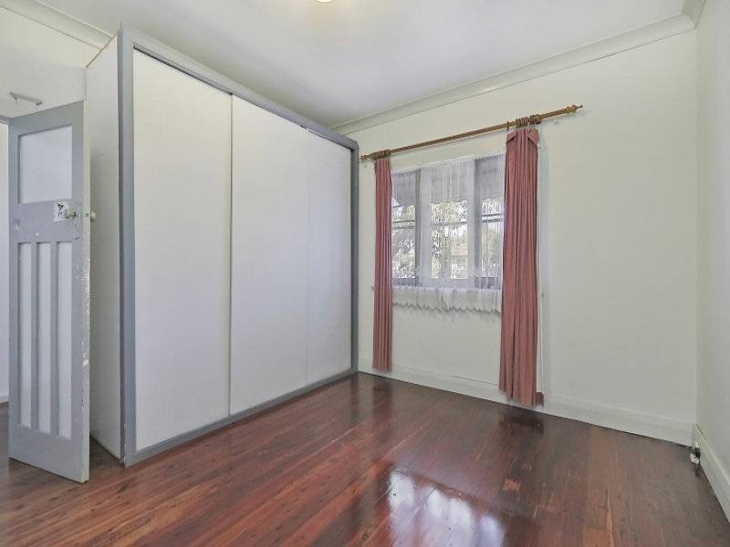 13 Oatlands Street, Wentworthville NSW 2145