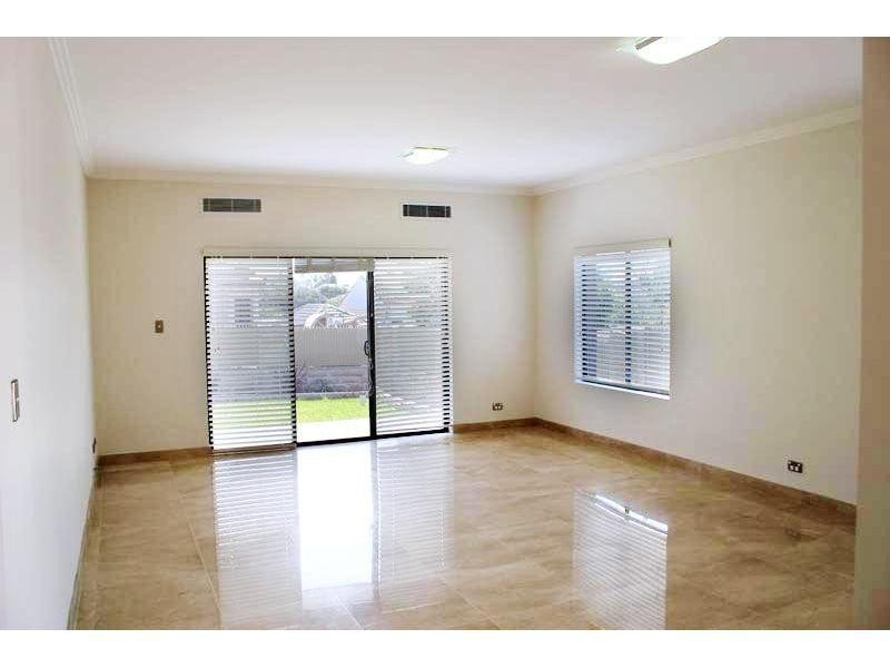 9A Pindari Crescent, South Wentworthville NSW 2145