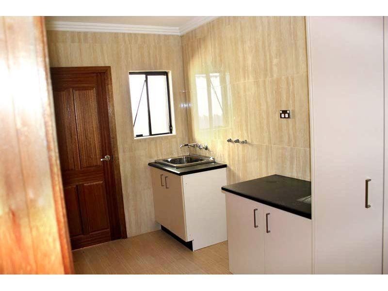 9A Pindari Crescent, South Wentworthville NSW 2145