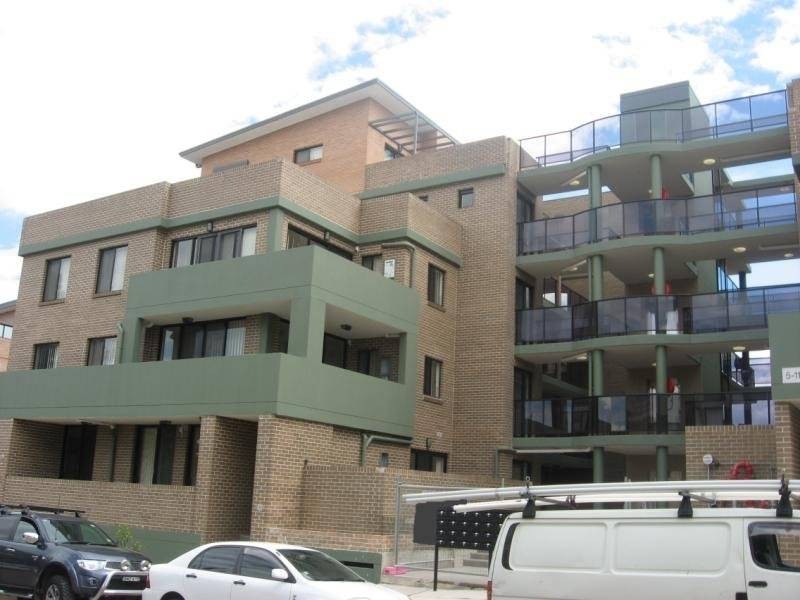 7/5-11 Howard Avenue, Northmead NSW 2152