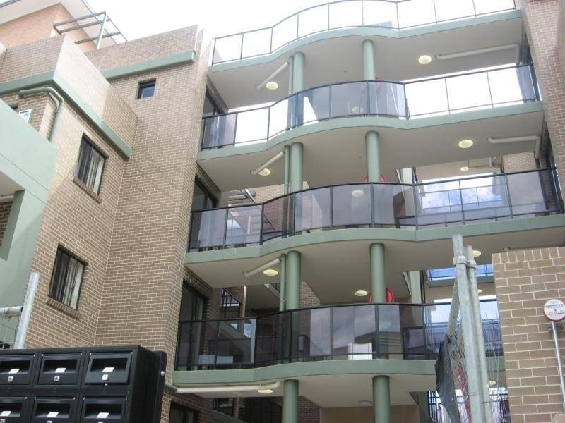 7/5-11 Howard Avenue, Northmead NSW 2152