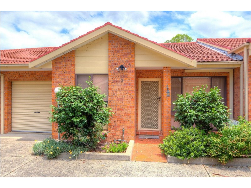 3/39 Woodlawn Drive, Toongabbie NSW 2146