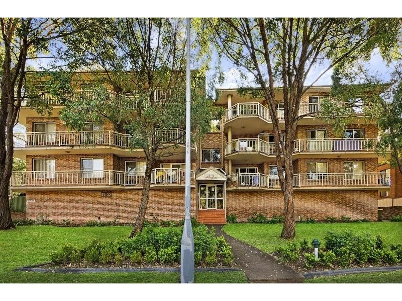 13/51-55 Lane Street, Wentworthville NSW 2145