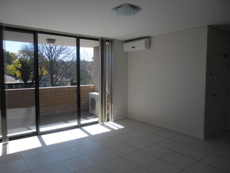 12/9-11 Kleins Road, Northmead NSW 2152