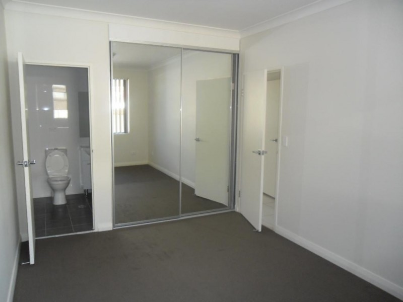 12/9-11 Kleins Road, Northmead NSW 2152