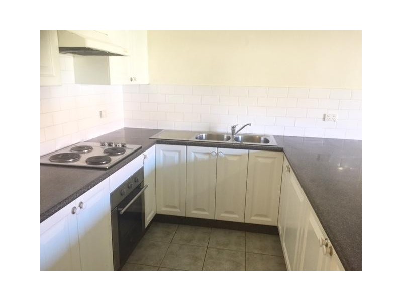 12/38 Cooyong Crescent, Toongabbie NSW 2146