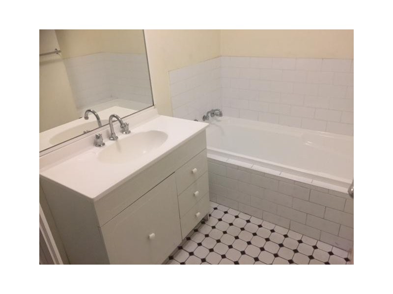 12/38 Cooyong Crescent, Toongabbie NSW 2146