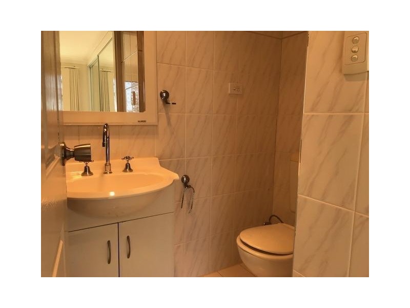 1/24 Stapleton Street, Wentworthville NSW 2145