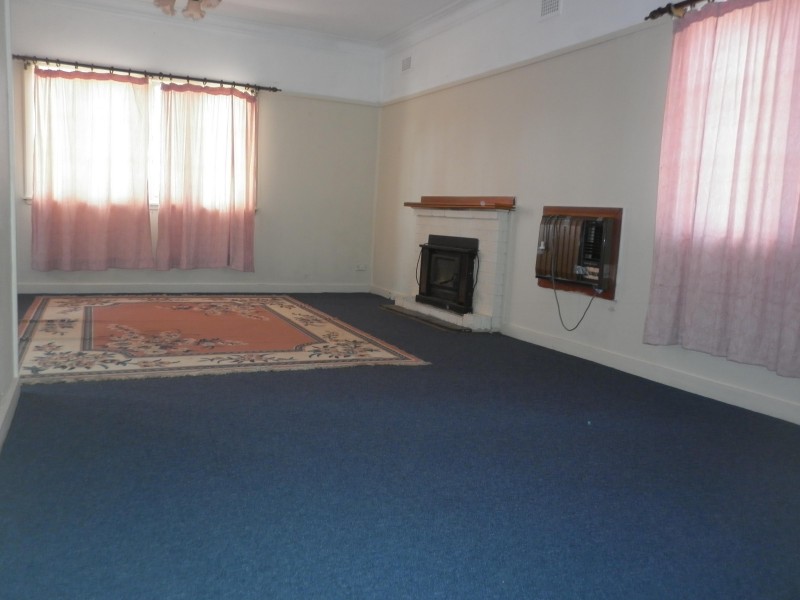 6 Levy Street, Pendle Hill NSW 2145