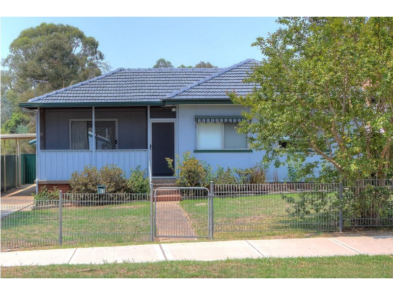 63 Fulton Ave, Wentworthville NSW 2145