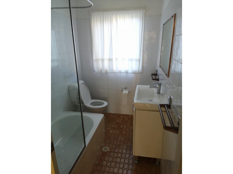 63 Fulton Ave, Wentworthville NSW 2145