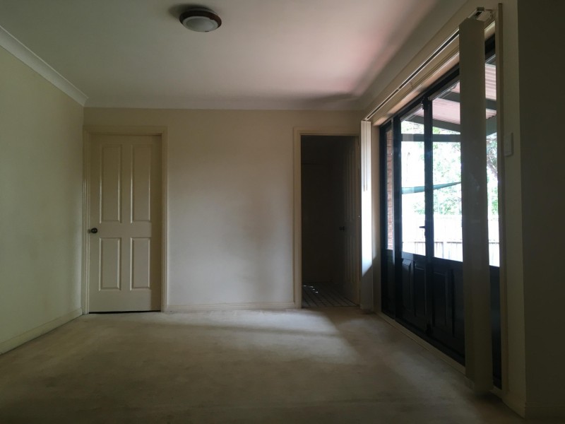 7/27 Ballandella Road, Toongabbie NSW 2146