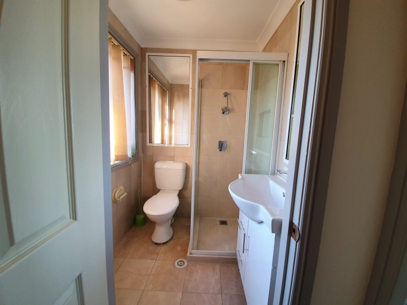 3/54 The Crescent, Toongabbie NSW 2146