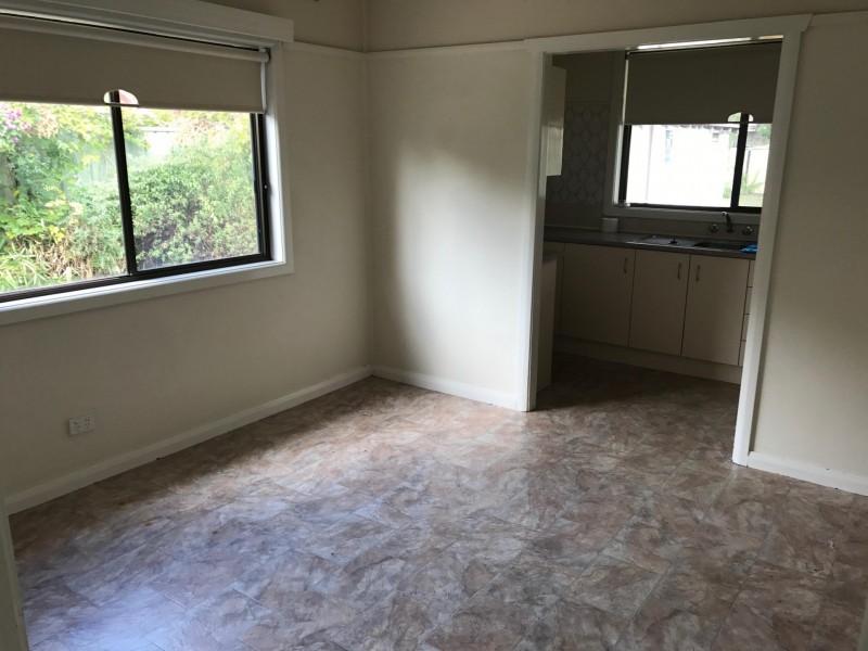 39 Bartlett Street, South Wentworthville NSW 2145