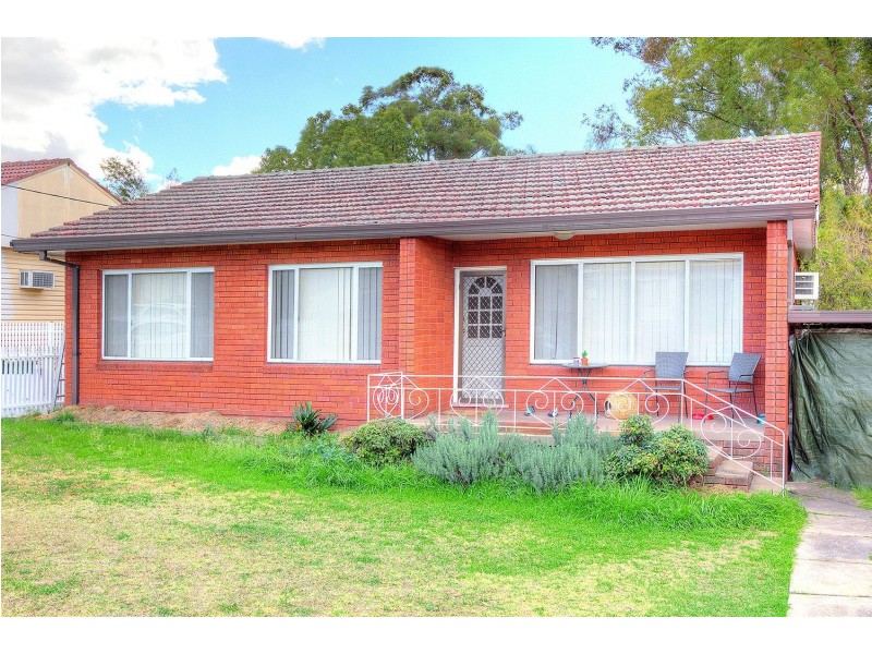 7 Gregory Street, Greystanes NSW 2145