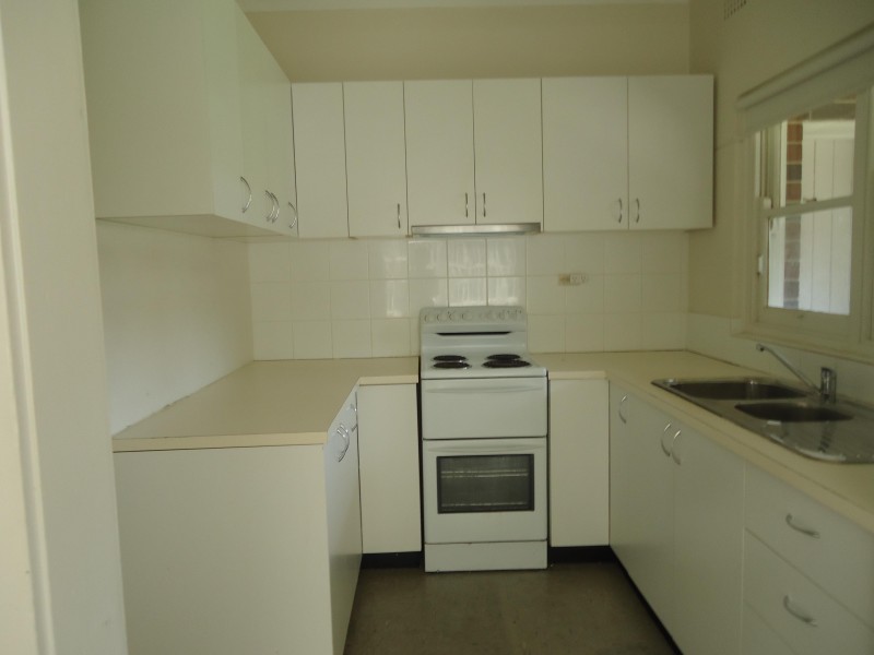 5 Nolan Crescent, Westmead NSW 2145