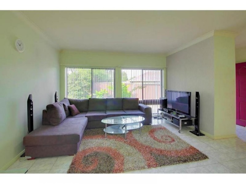 4/15 Wyena Road, Pendle Hill NSW 2145