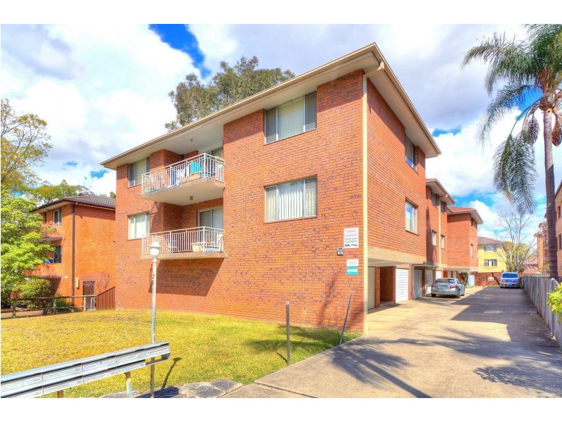 1/26 Caroline Street, Westmead NSW 2145