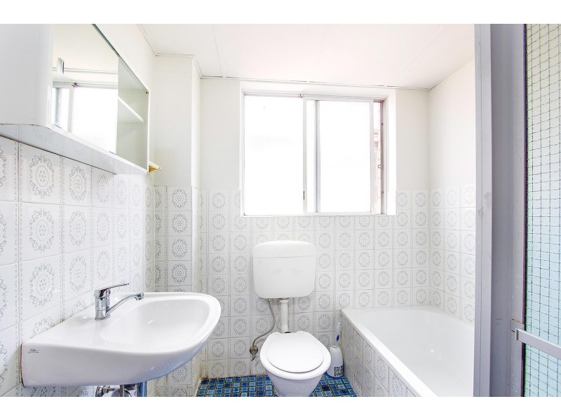 1/26 Caroline Street, Westmead NSW 2145