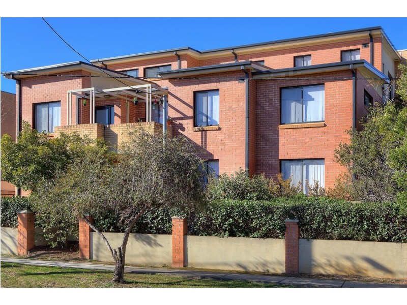 14/10-12 Reid Avenue, Westmead NSW 2145