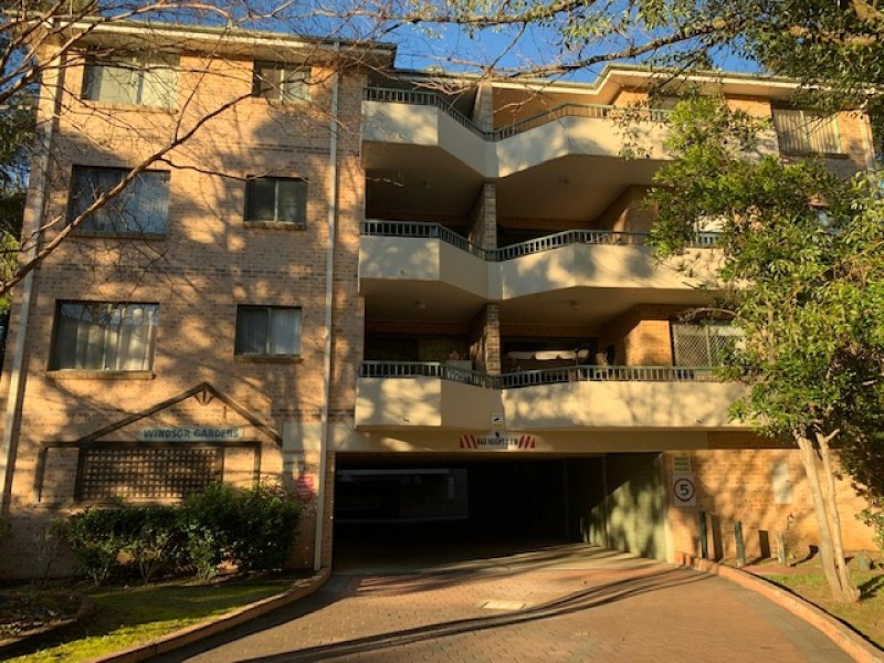 10/235 Targo Road, Toongabbie NSW 2146