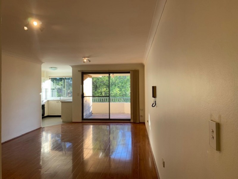 10/235 Targo Road, Toongabbie NSW 2146