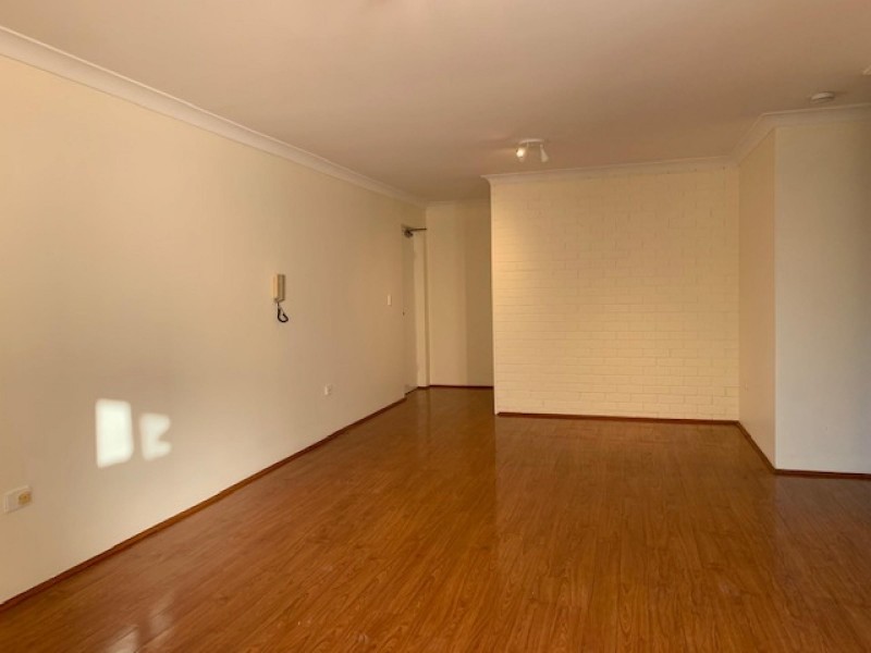 10/235 Targo Road, Toongabbie NSW 2146