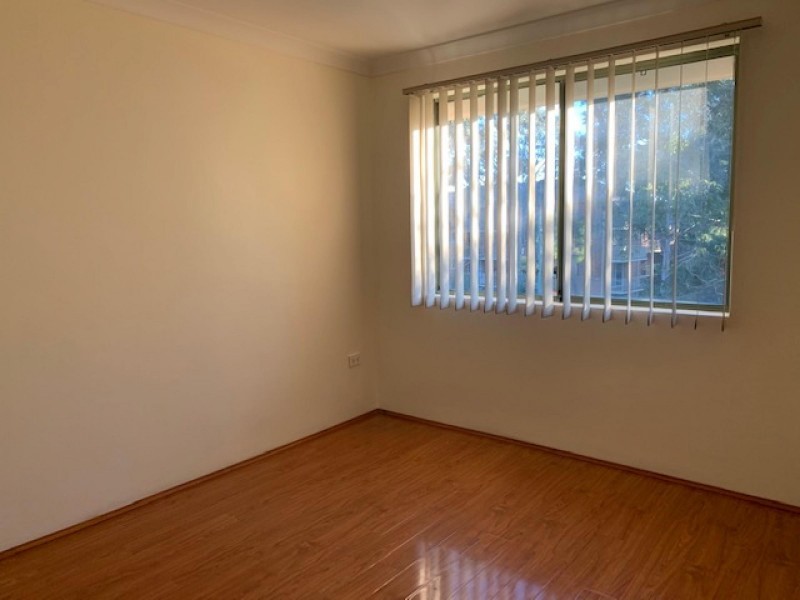 10/235 Targo Road, Toongabbie NSW 2146