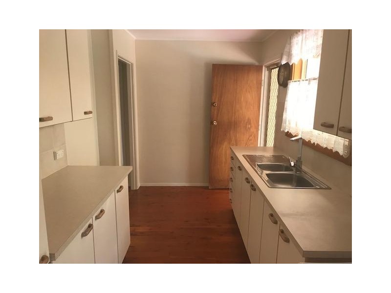 2 Potter Street, Old Toongabbie NSW 2146