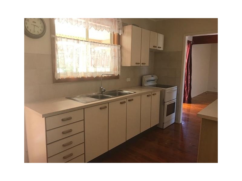 2 Potter Street, Old Toongabbie NSW 2146