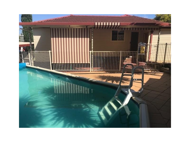 2 Potter Street, Old Toongabbie NSW 2146