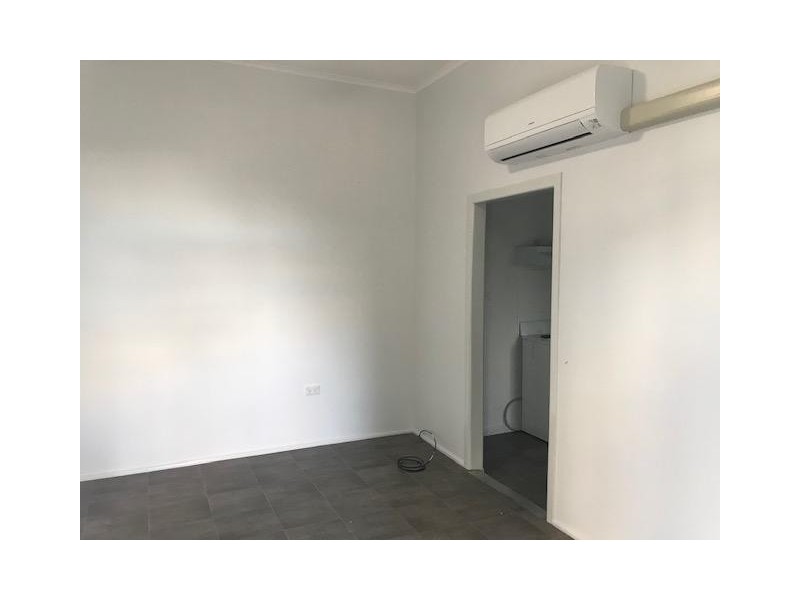 2/462 Great Western Highway, Pendle Hill NSW 2145