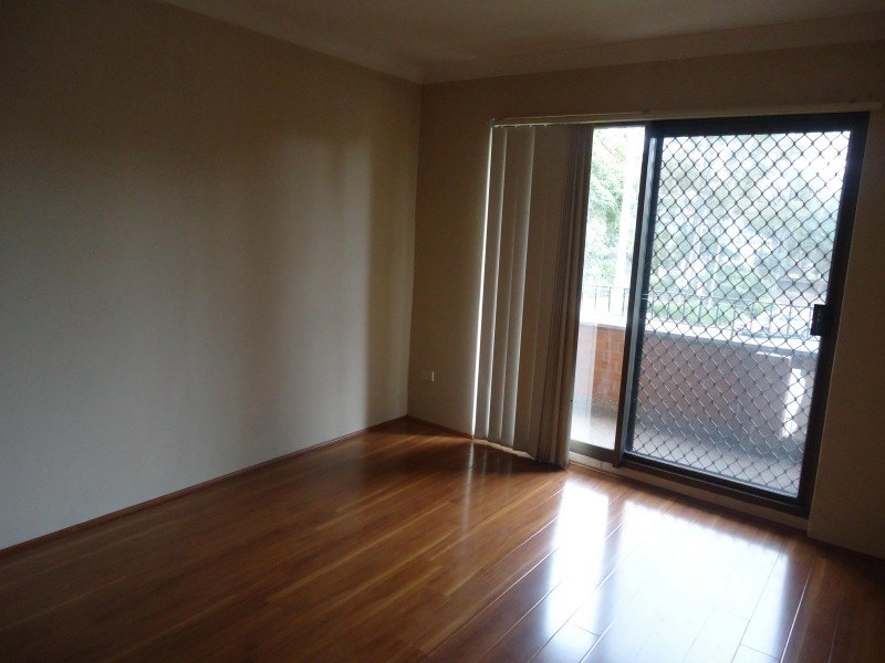 2/191 Hawkesbury Road, Westmead NSW 2145