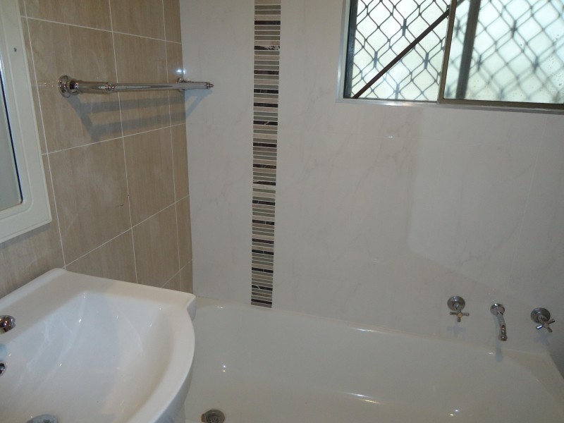 2/191 Hawkesbury Road, Westmead NSW 2145