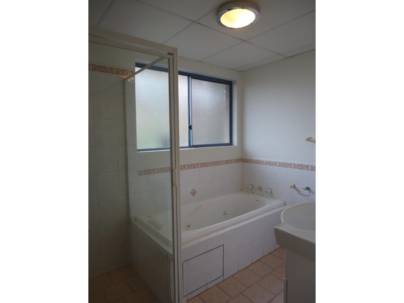 2/70-72 Stapleton Street, Pendle Hill NSW 2145