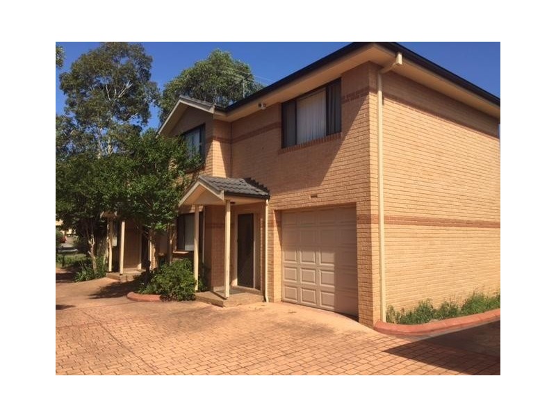 2/84-86 Girraween Road, Girraween NSW 2145