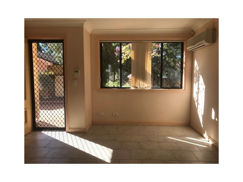 2/84-86 Girraween Road, Girraween NSW 2145