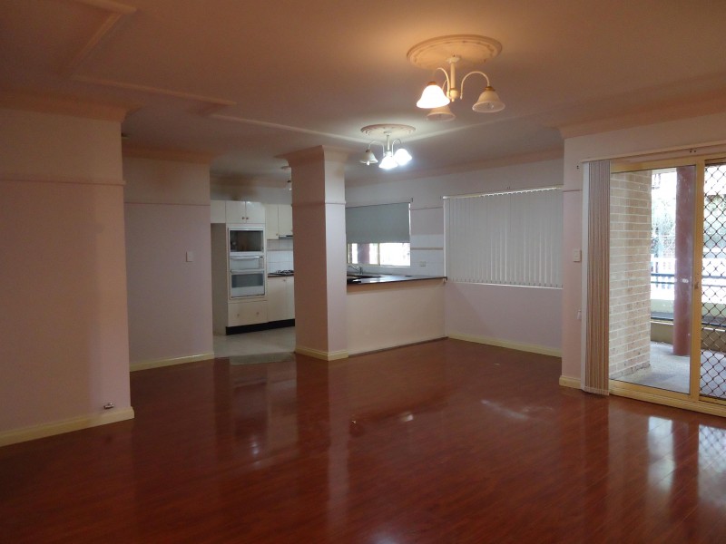 3/21-23 Queens Road, Westmead NSW 2145