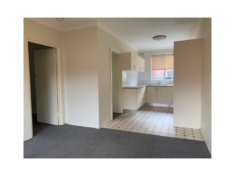 2/43a Grand Avenue, Westmead NSW 2145