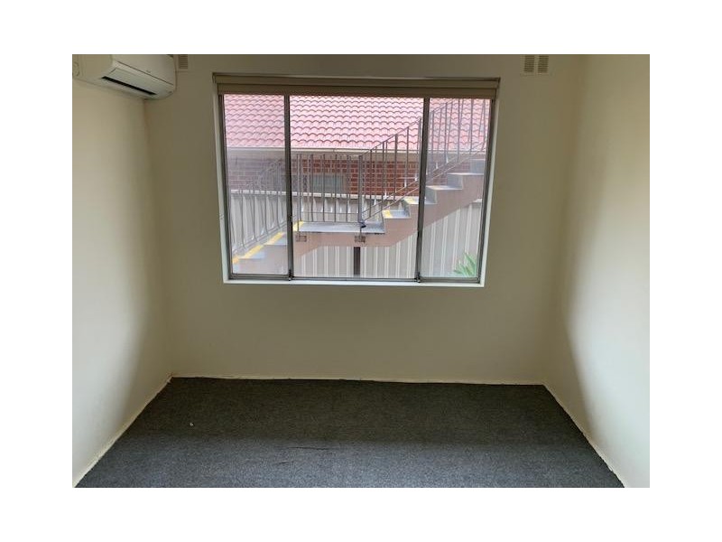 2/43a Grand Avenue, Westmead NSW 2145