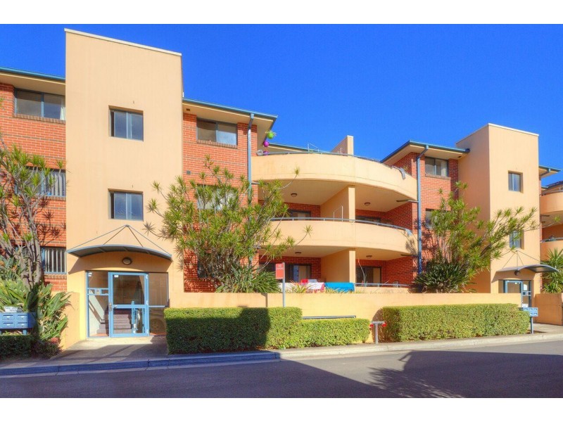 13/27 Station Street West, Parramatta NSW 2150