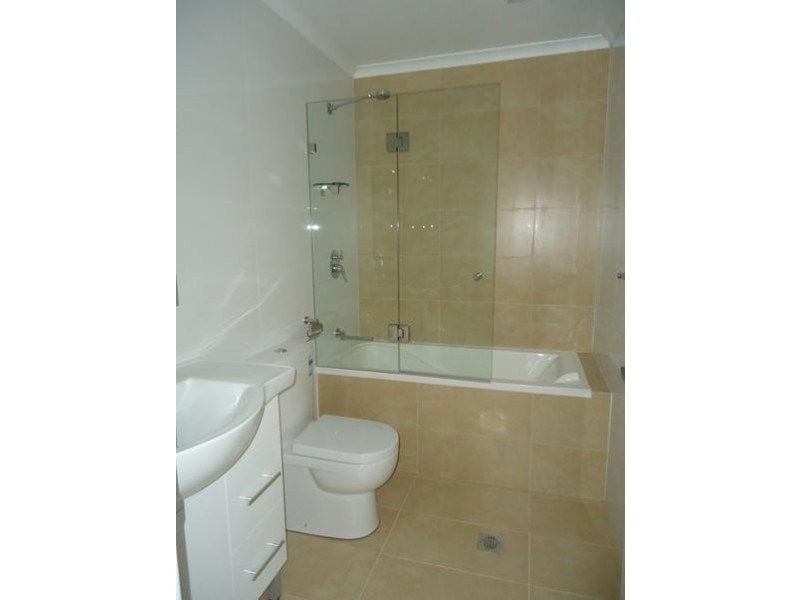 6/2-4 Belinda Place, Mays Hill NSW 2145